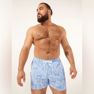 Chubbies Classic Swim Trunk The Thigh-napples in Faded Blue Pineapple 4” inseam